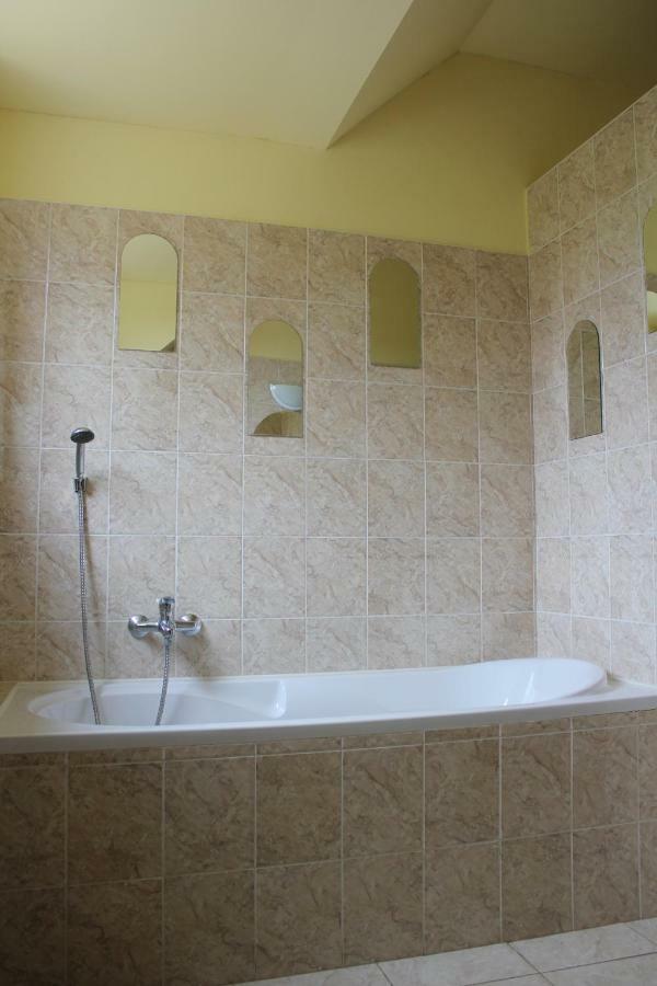 Apartman V Zachranne Stanici Pasicka Prosec  Luaran gambar